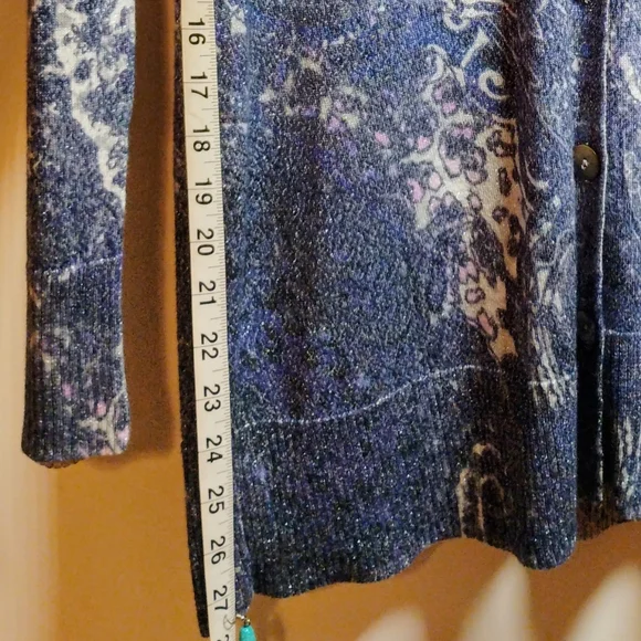 Chico’s Cardigan Size 1 Blue Purple Paisley Button Front Stretch Top - Picture 6 of 10